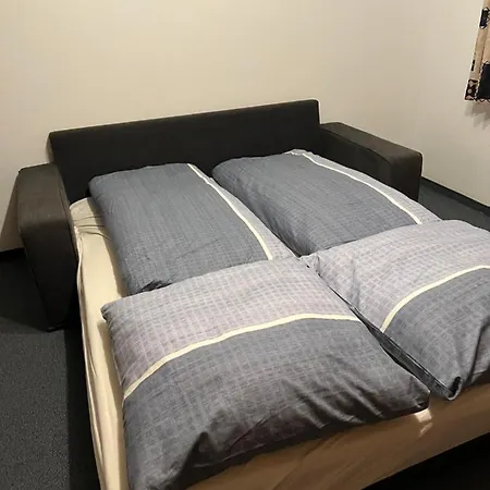 Apartment Komplette In Bei Nuernberg - Messenaehe *