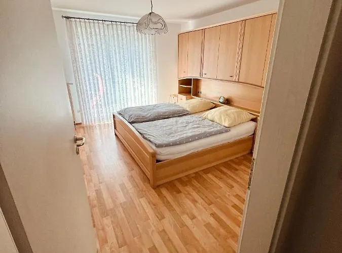 Апартаменты Komplette In Bei Nuernberg - Messenaehe Вендельштайн